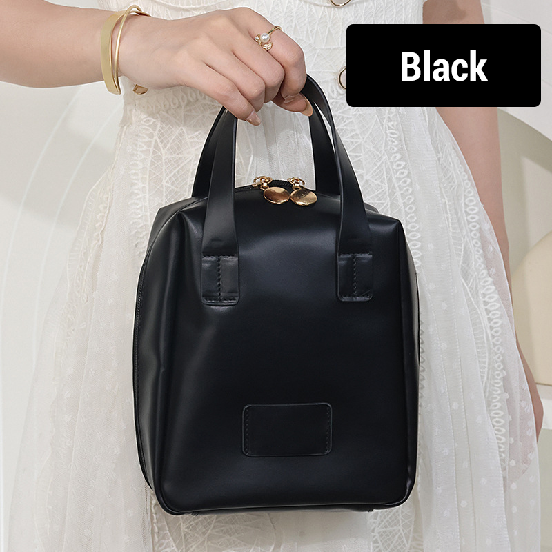 Suurikokoinen toalettilaukku