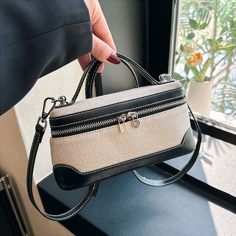 Retro kannettavan tietokoneen pieni neliö tapauksessa Cross Body