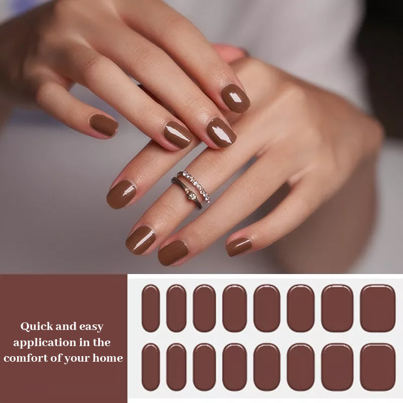 Puolikovettunut geeli Strip Manikyyri Full tarra