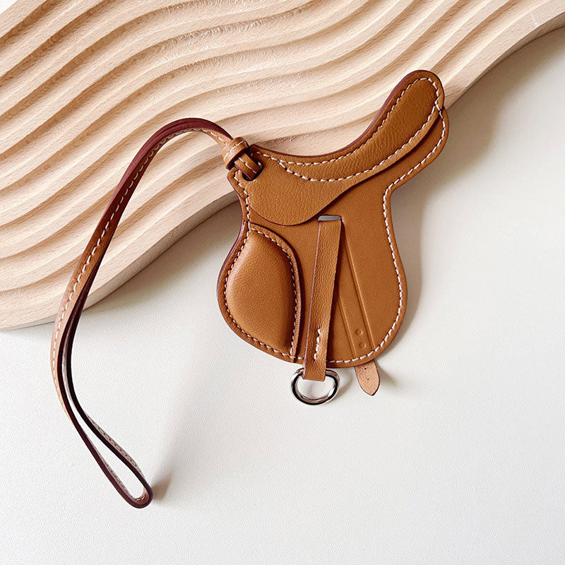 🌟 Mini Saddle Leather Charm – Bag Pendant & Car Mirror Accessory