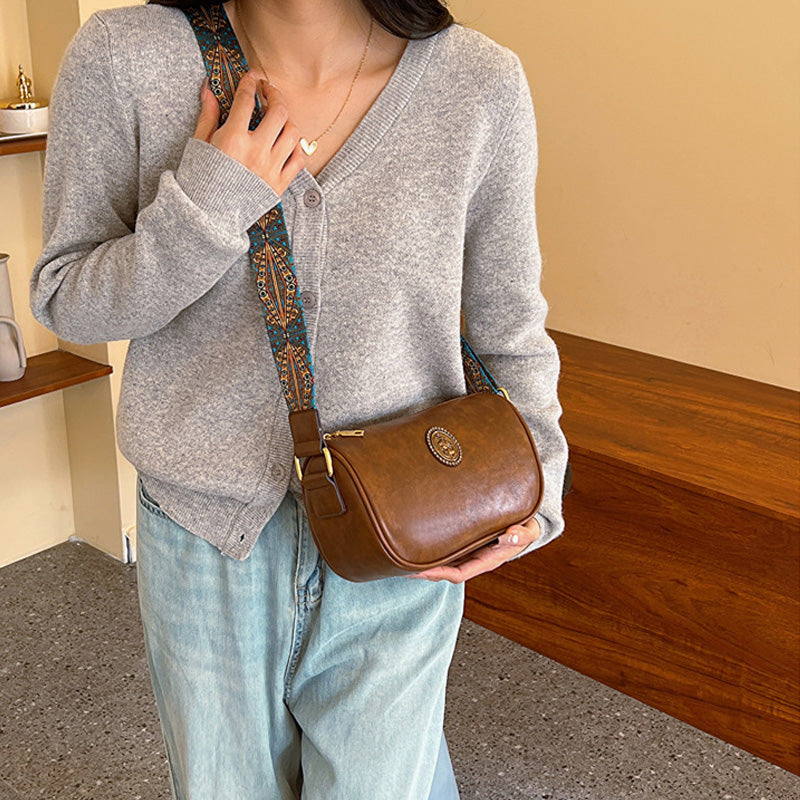 ✨ Ladies vintage Boston olkalaukku - eleganssia mukaan! 👜