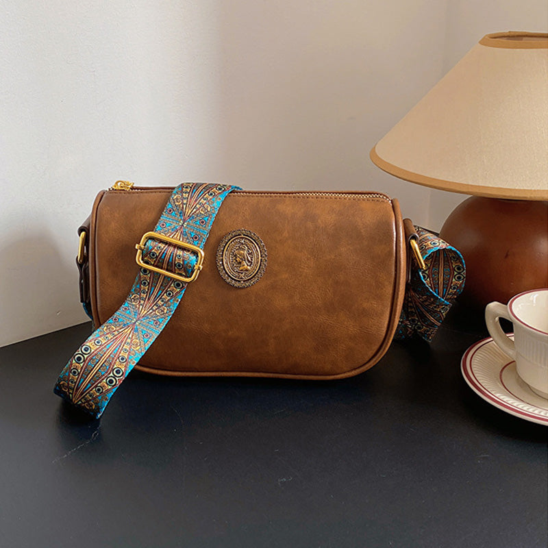 ✨ Ladies vintage Boston olkalaukku - eleganssia mukaan! 👜