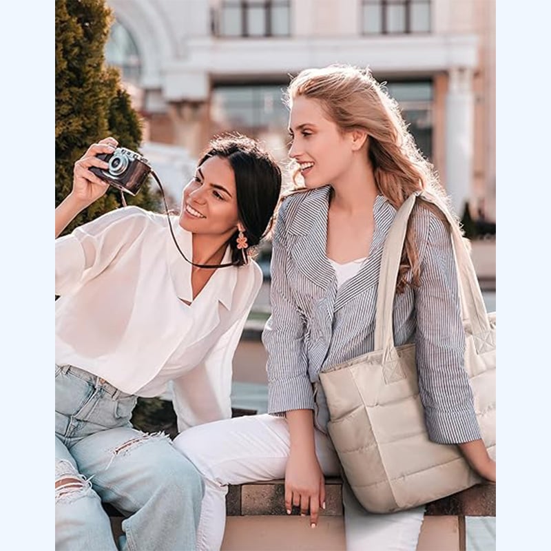 Kevyt, pehmeä laukku